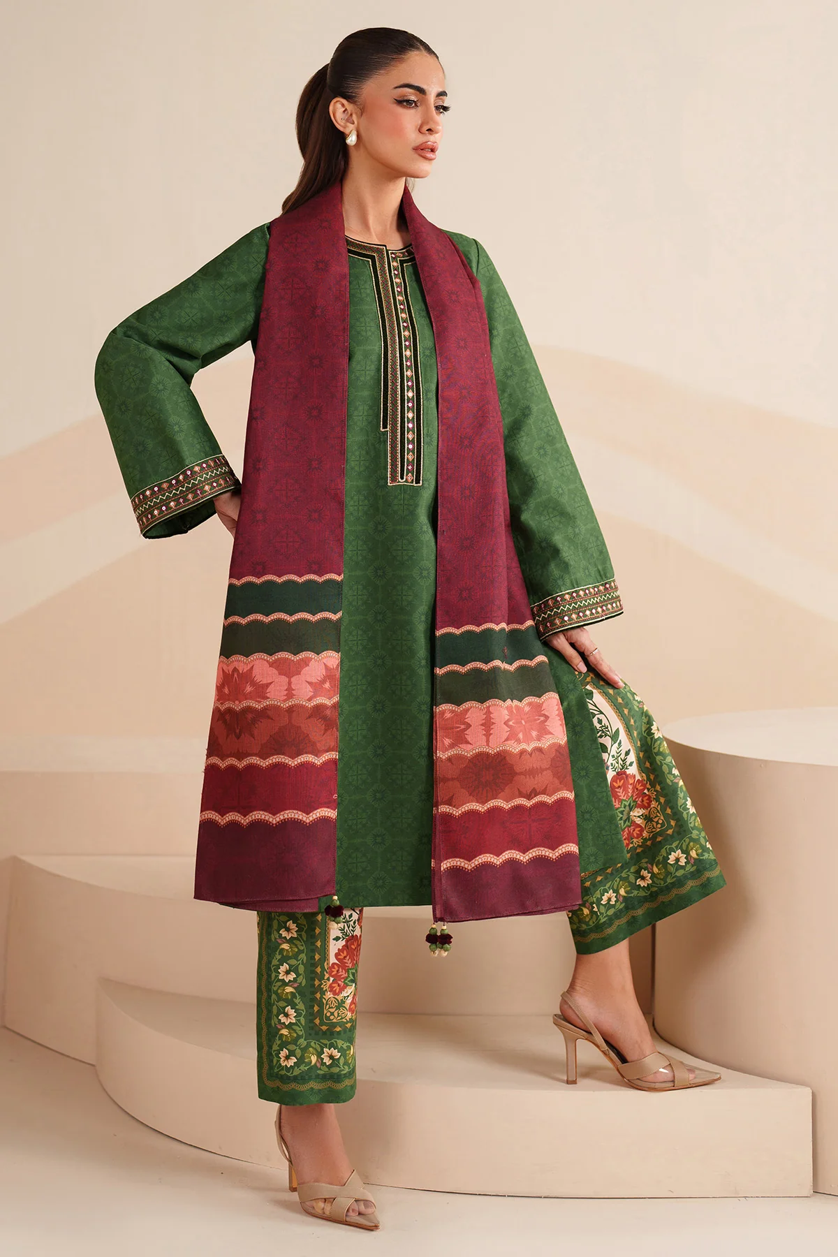 EMBROIDERED PREMIUM VISCOSE UW-0237