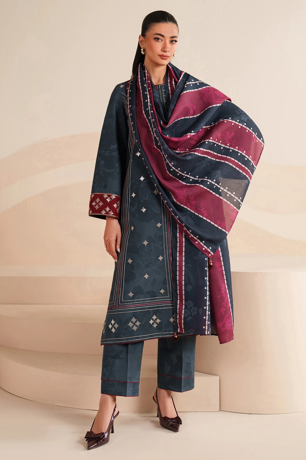EMBROIDERED PREMIUM VISCOSE UW-0224