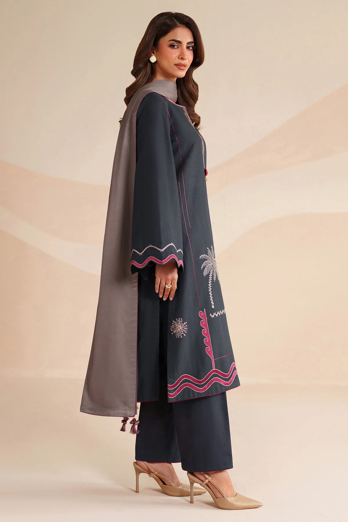 EMBROIDERED KHADDAR UW-0227