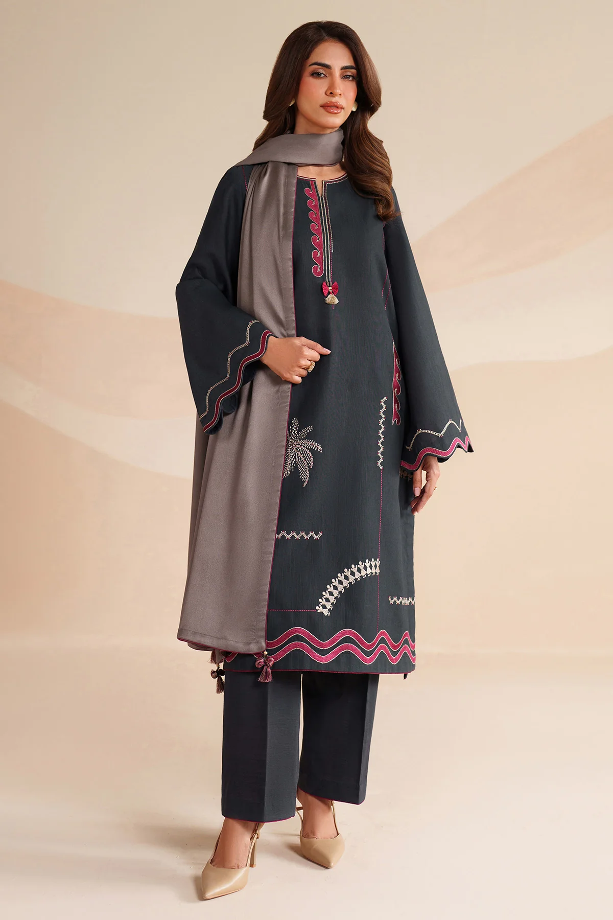 EMBROIDERED KHADDAR UW-0227