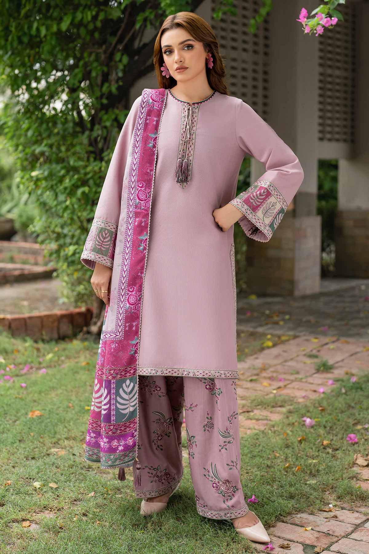 EMBROIDERED KHADDAR UW-0055