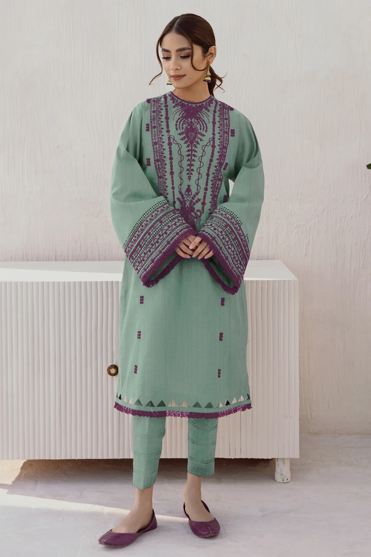 EMBROIDERED KHADDAR UW-0076