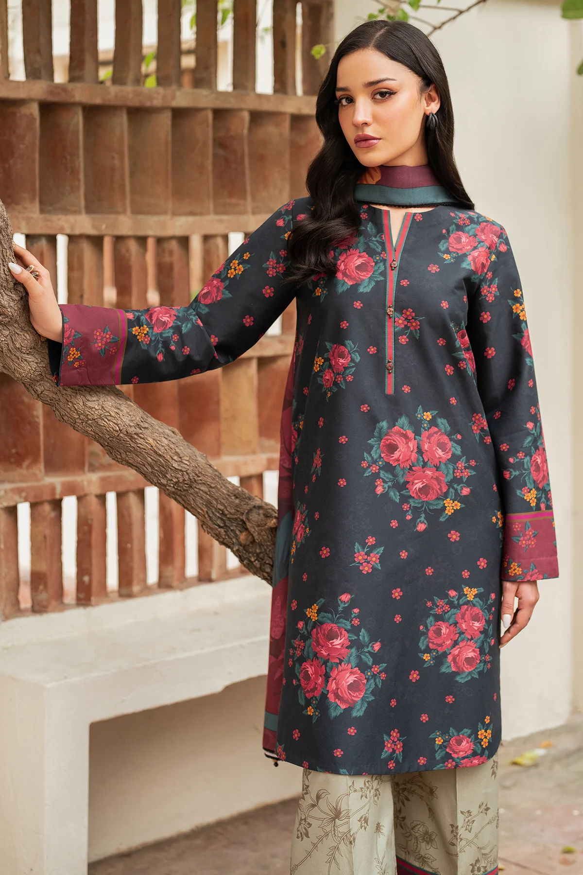 DIGITAL PRINTED PREMIUM VISCOSE UW-0105 5 DIGITAL PRINTED PREMIUM VISCOSE UW-0105