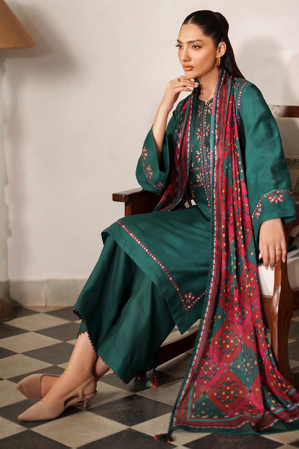 EMBROIDERED JACQUARD KHADDAR UW-0146