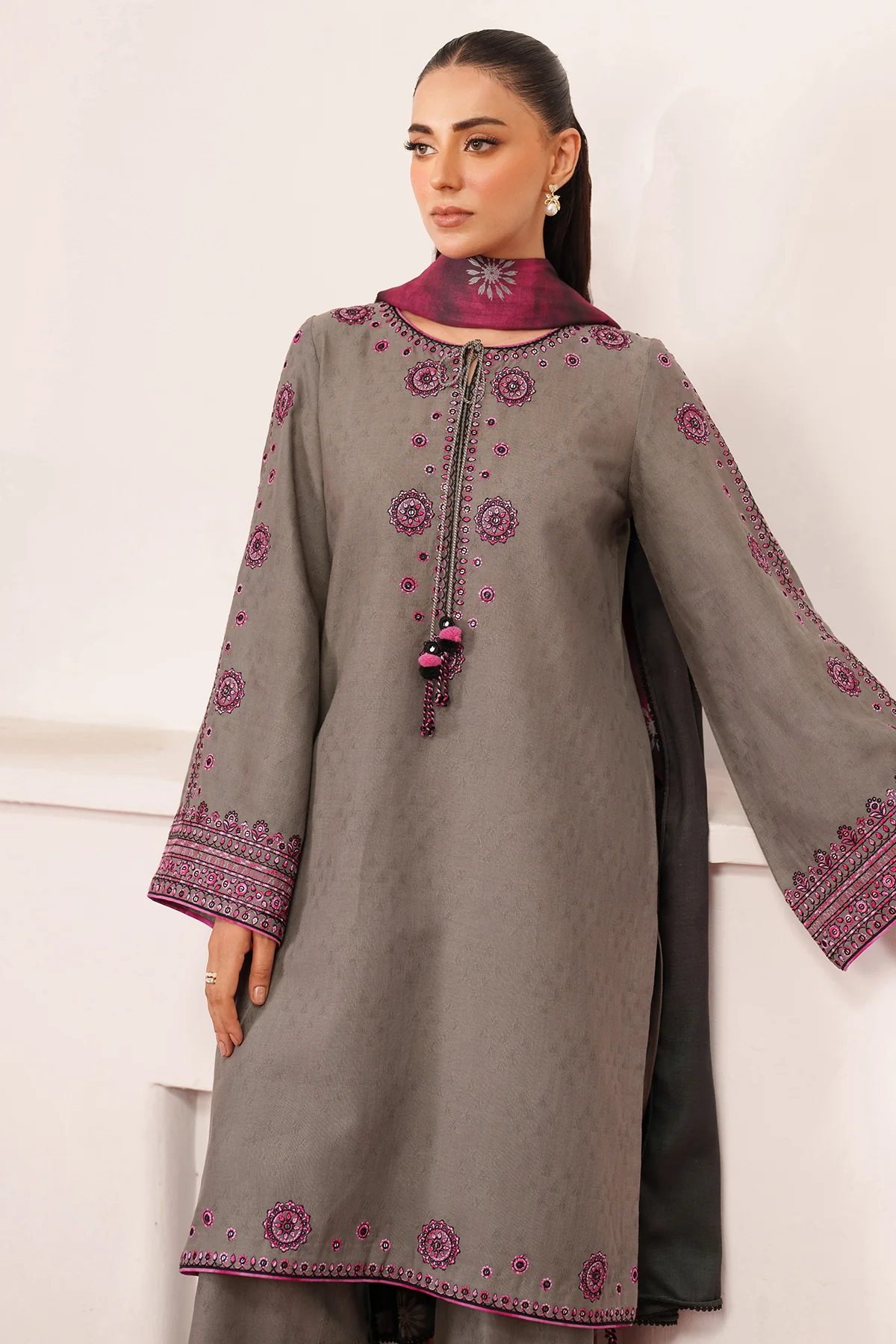 EMBROIDERED JACQUARD KHADDAR UW-0151 5 EMBROIDERED JACQUARD KHADDAR UW-0151