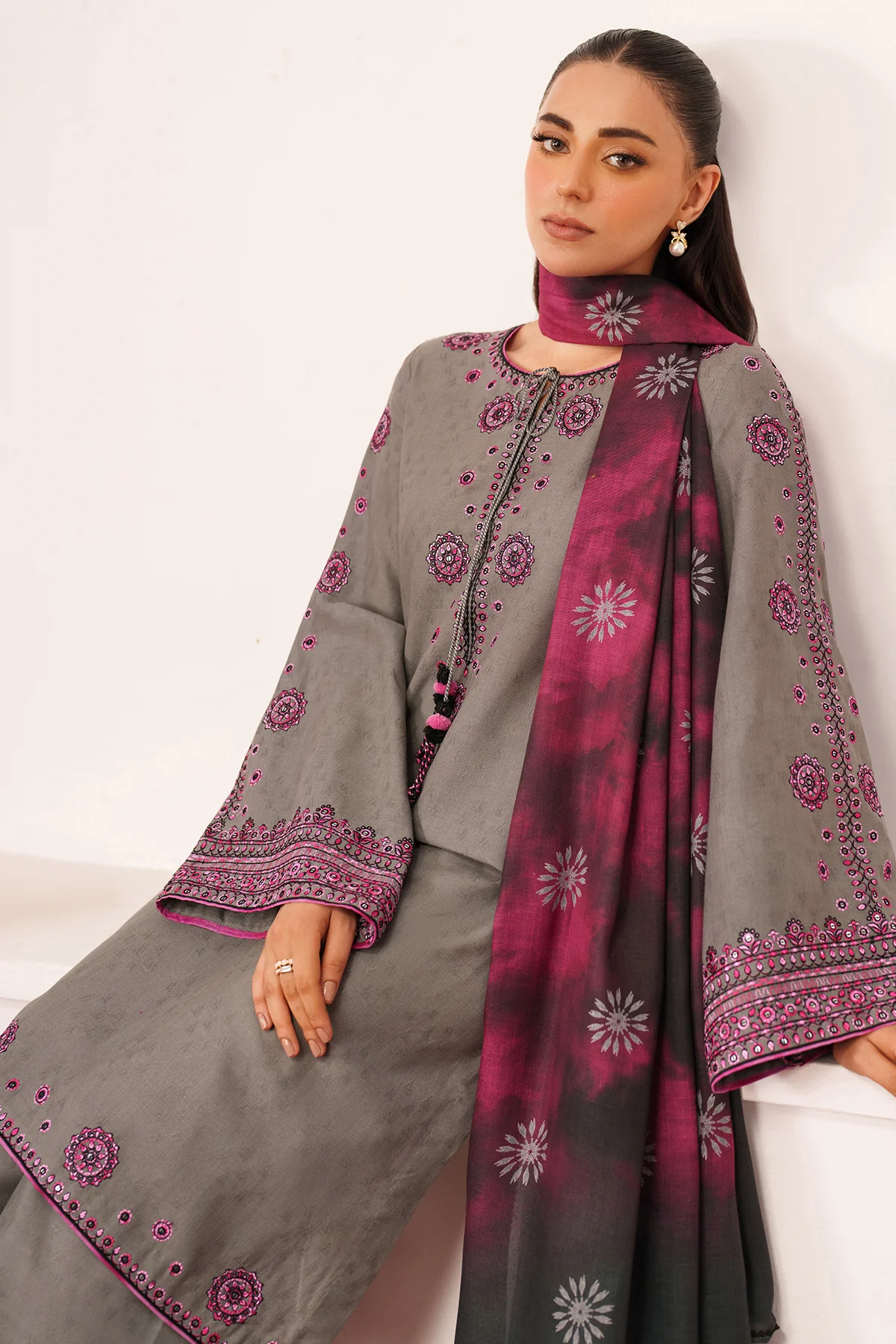 EMBROIDERED JACQUARD KHADDAR UW-0151 6 EMBROIDERED JACQUARD KHADDAR UW-0151