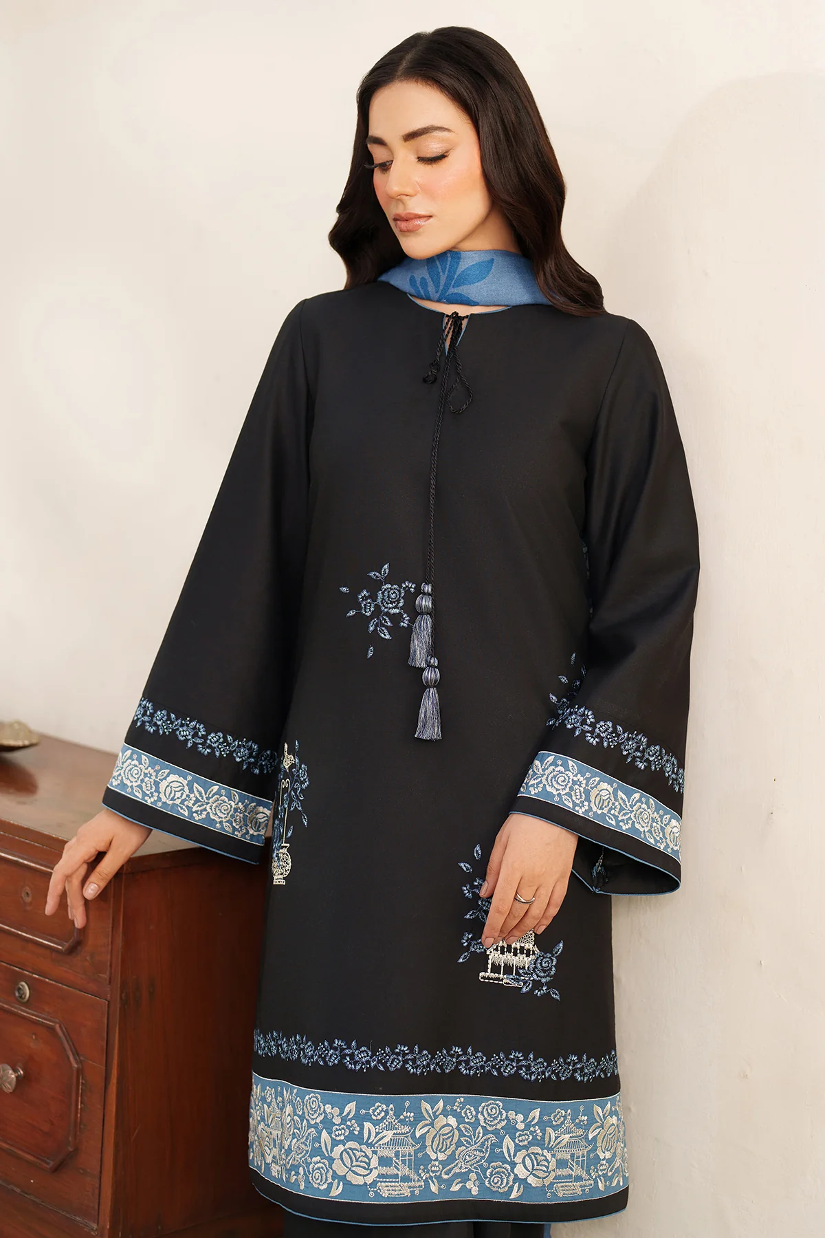 EMBROIDERED PREMIUM VISCOSE UW-0153