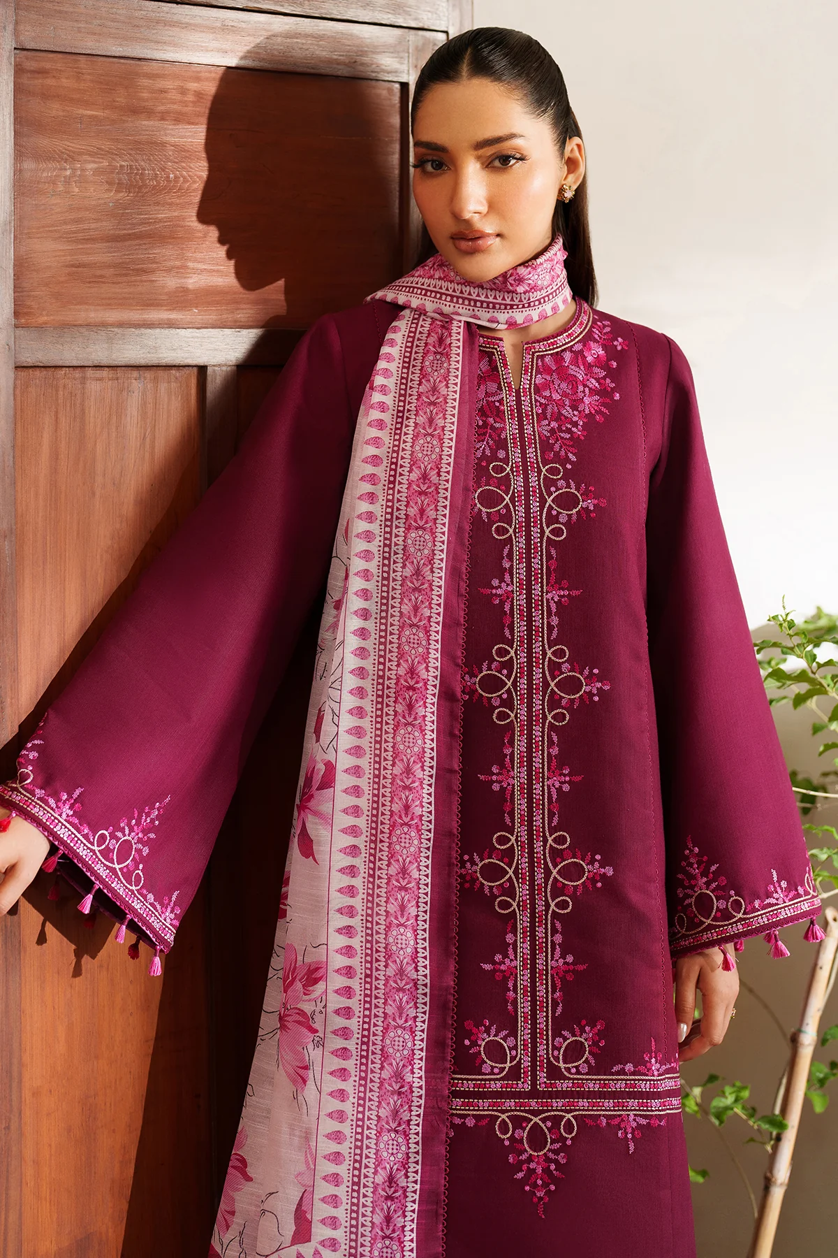EMBROIDERED KHADDAR UW-0155 4 EMBROIDERED KHADDAR UW-0155