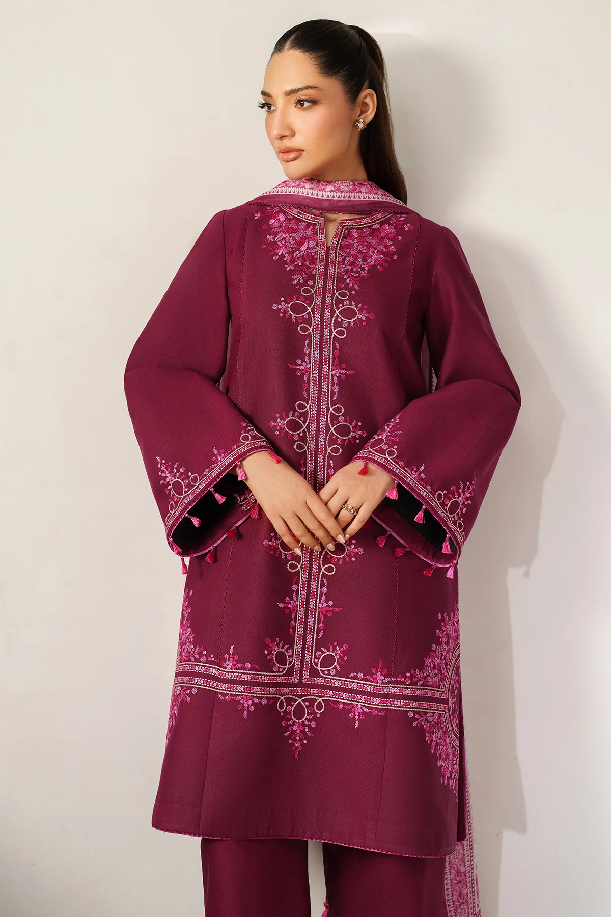 EMBROIDERED KHADDAR UW-0155 5 EMBROIDERED KHADDAR UW-0155