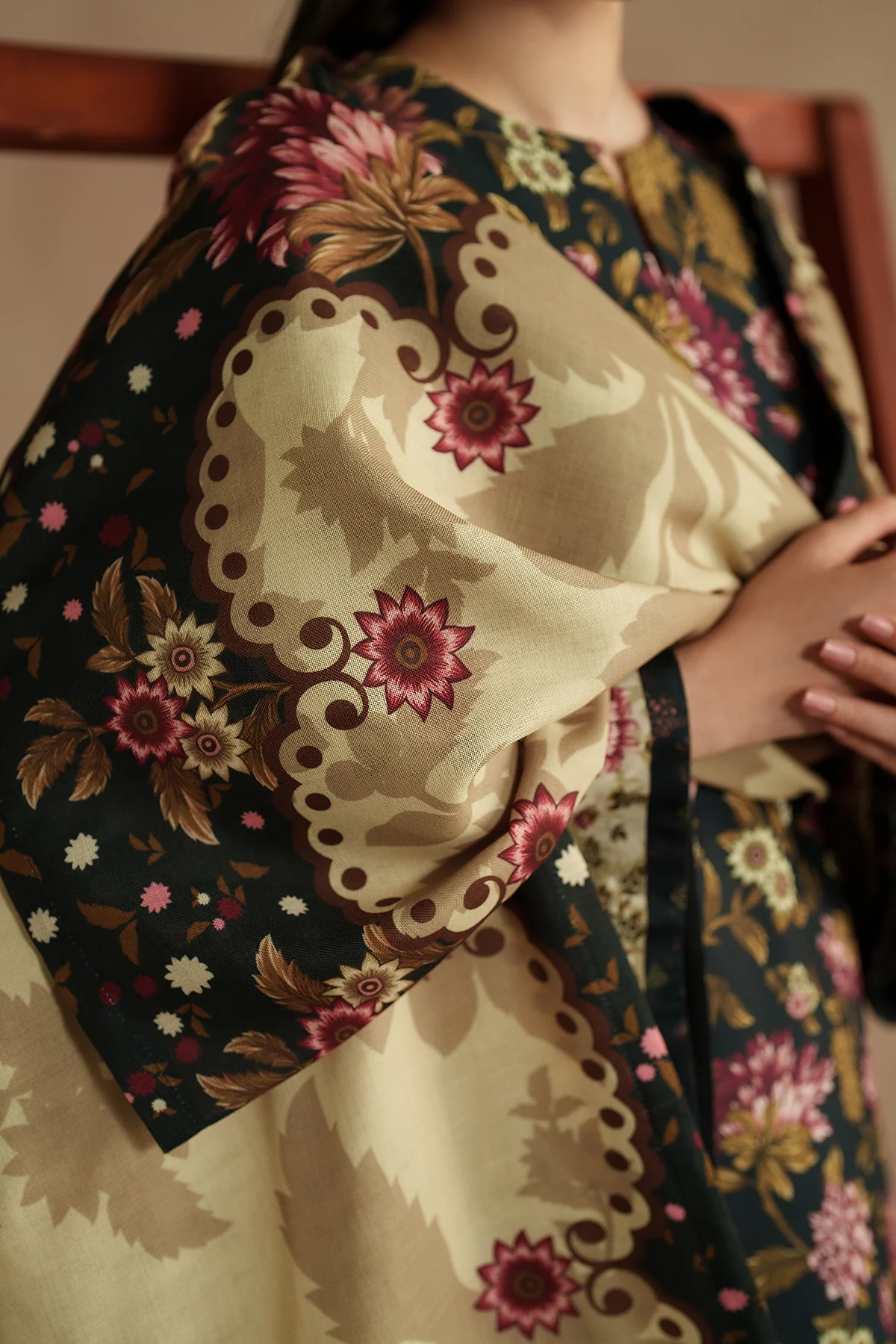EMBROIDERED PREMIUM VISCOSE UW-0199 7 EMBROIDERED PREMIUM VISCOSE UW-0199