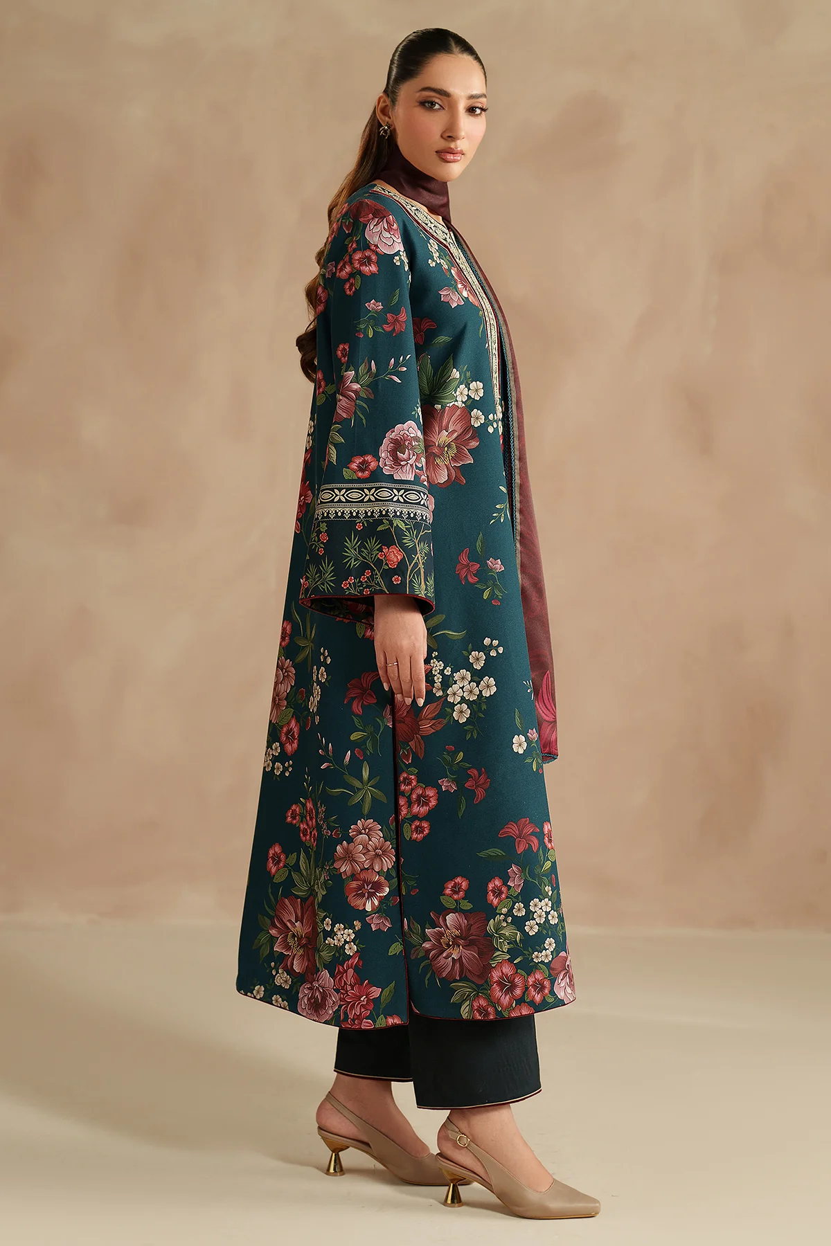 EMBROIDERED PREMIUM VISCOSE UW-0209