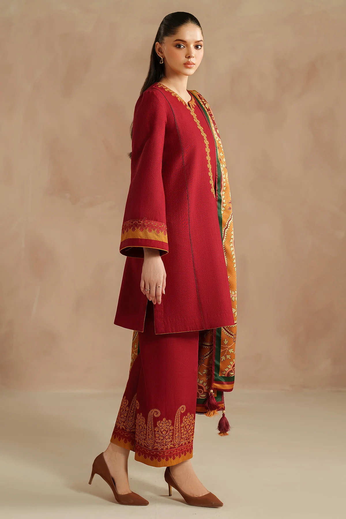 EMBROIDERED KHADDAR UW-0187 7 EMBROIDERED KHADDAR UW-0187