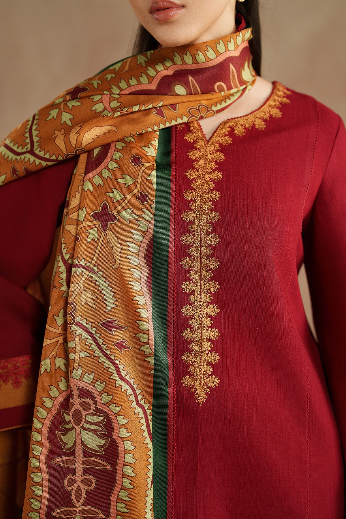 EMBROIDERED KHADDAR UW-0187 9 EMBROIDERED KHADDAR UW-0187