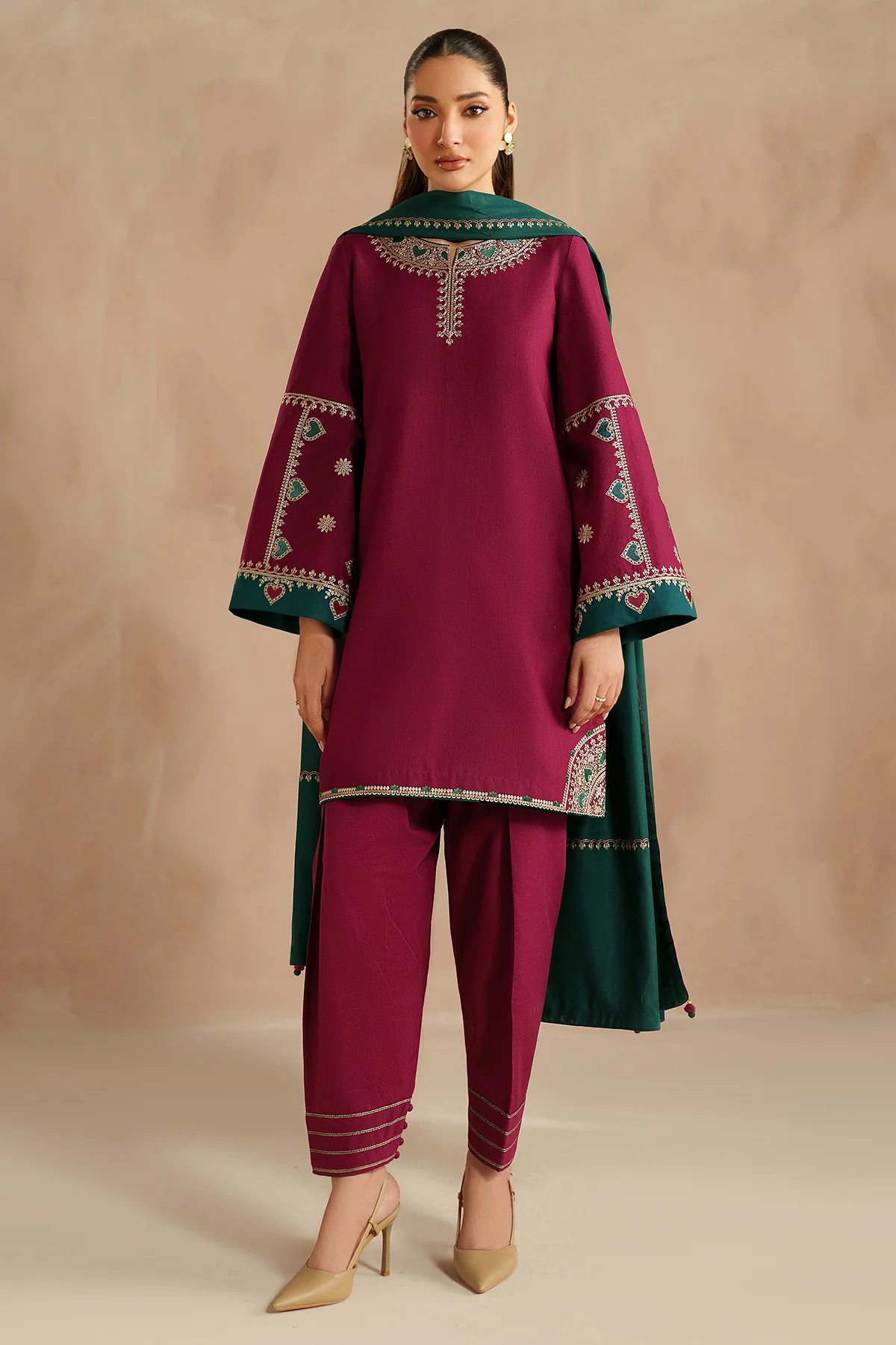 EMBROIDERED KHADDAR UW-0215 2 EMBROIDERED KHADDAR UW-0215