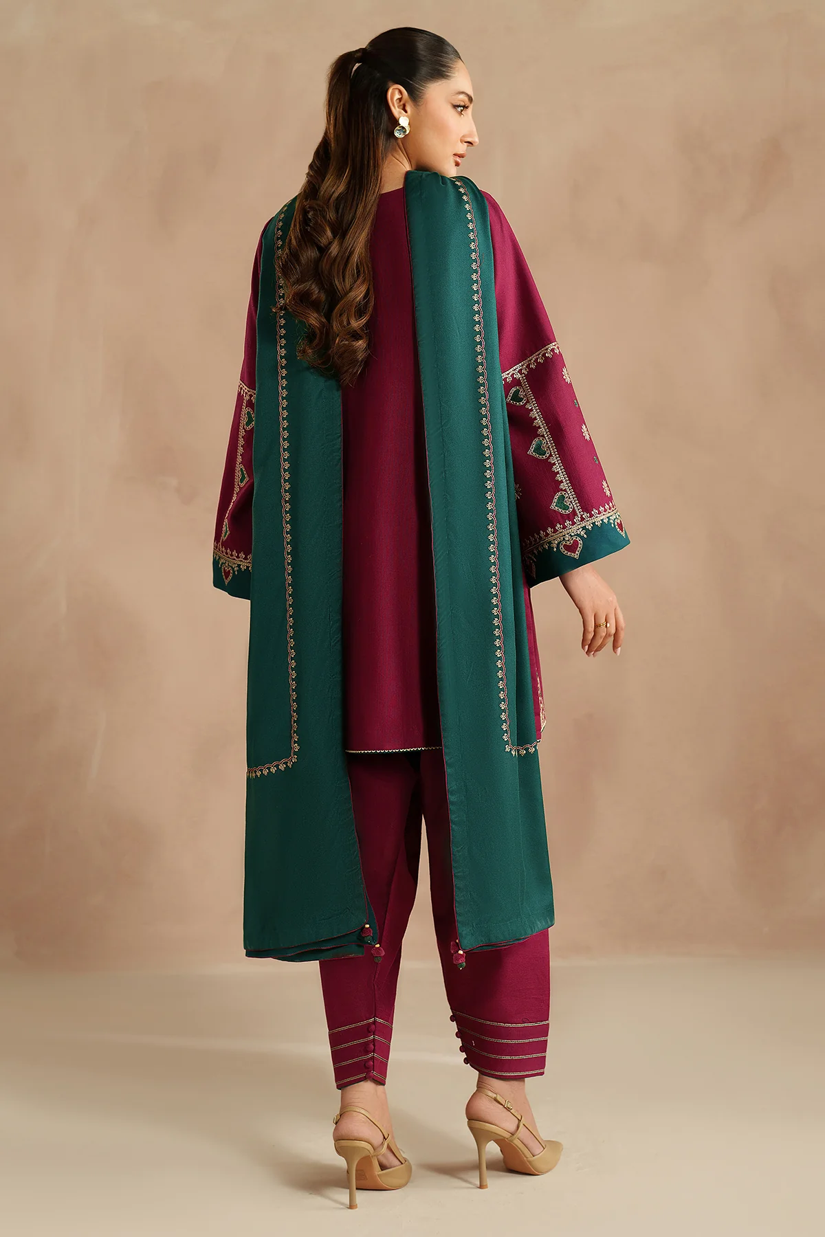 EMBROIDERED KHADDAR UW-0215 4 EMBROIDERED KHADDAR UW-0215