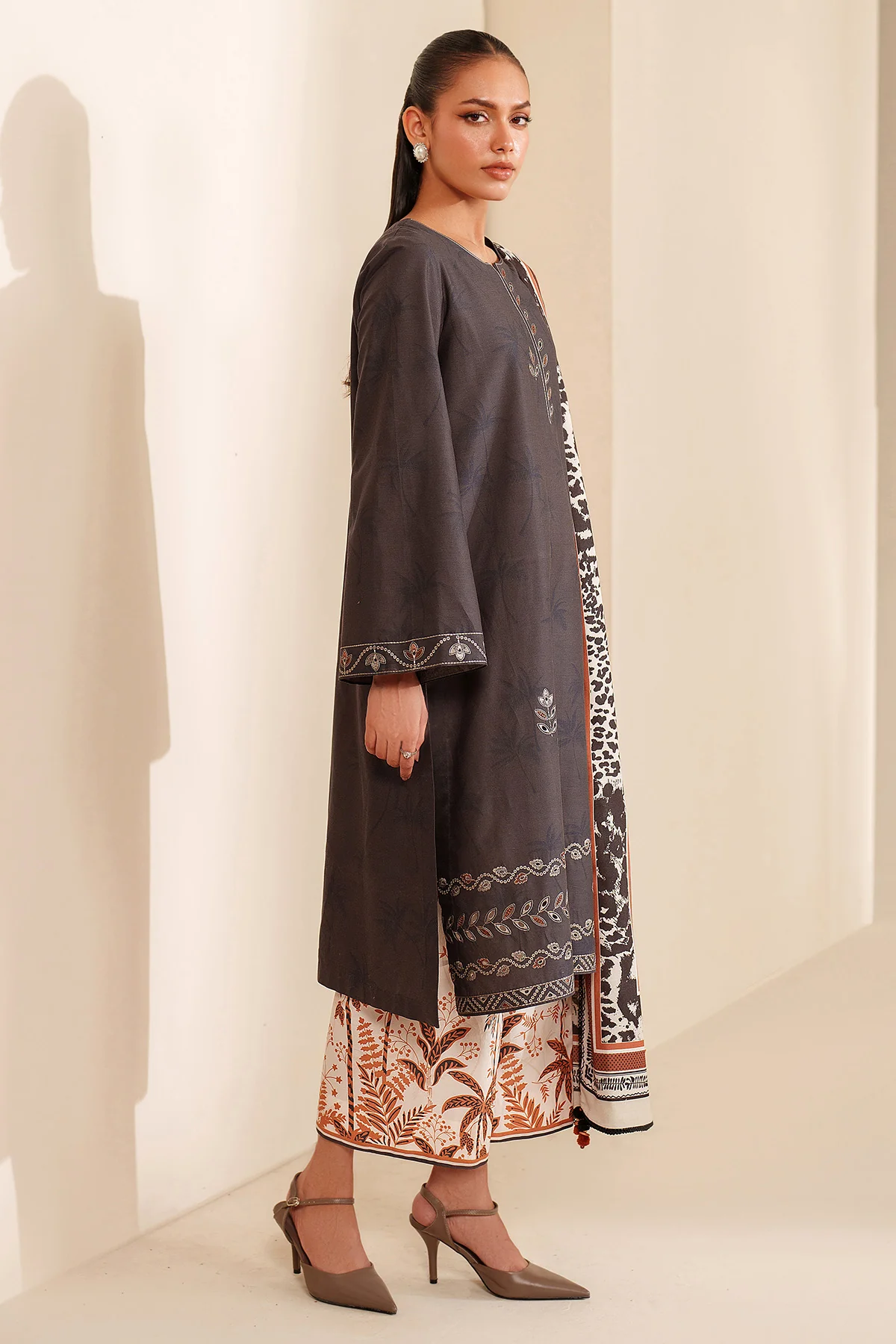 EMBROIDERED PREMIUM VISCOSE UW-0213