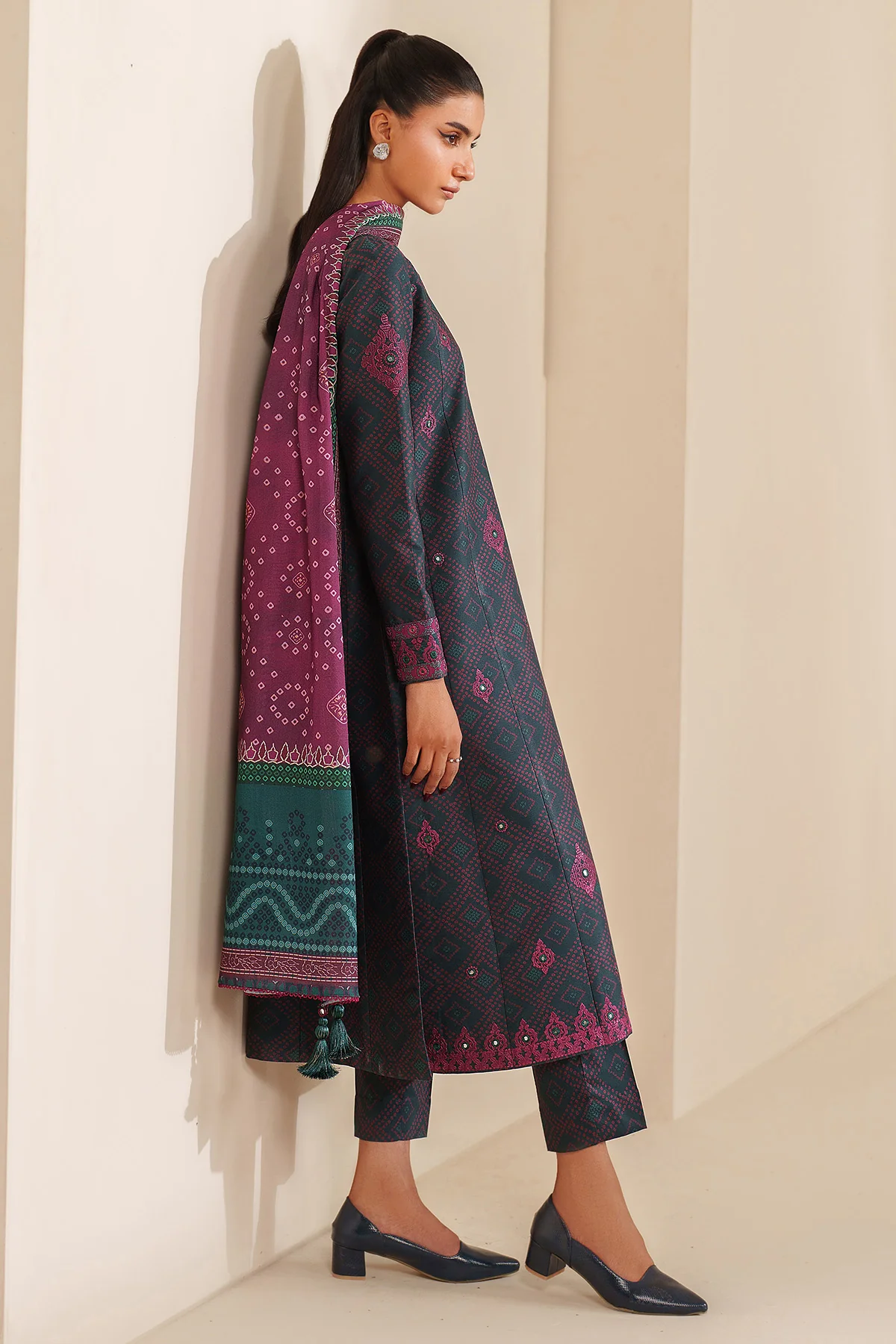 EMBROIDERED PREMIUM VISCOSE UW-0230
