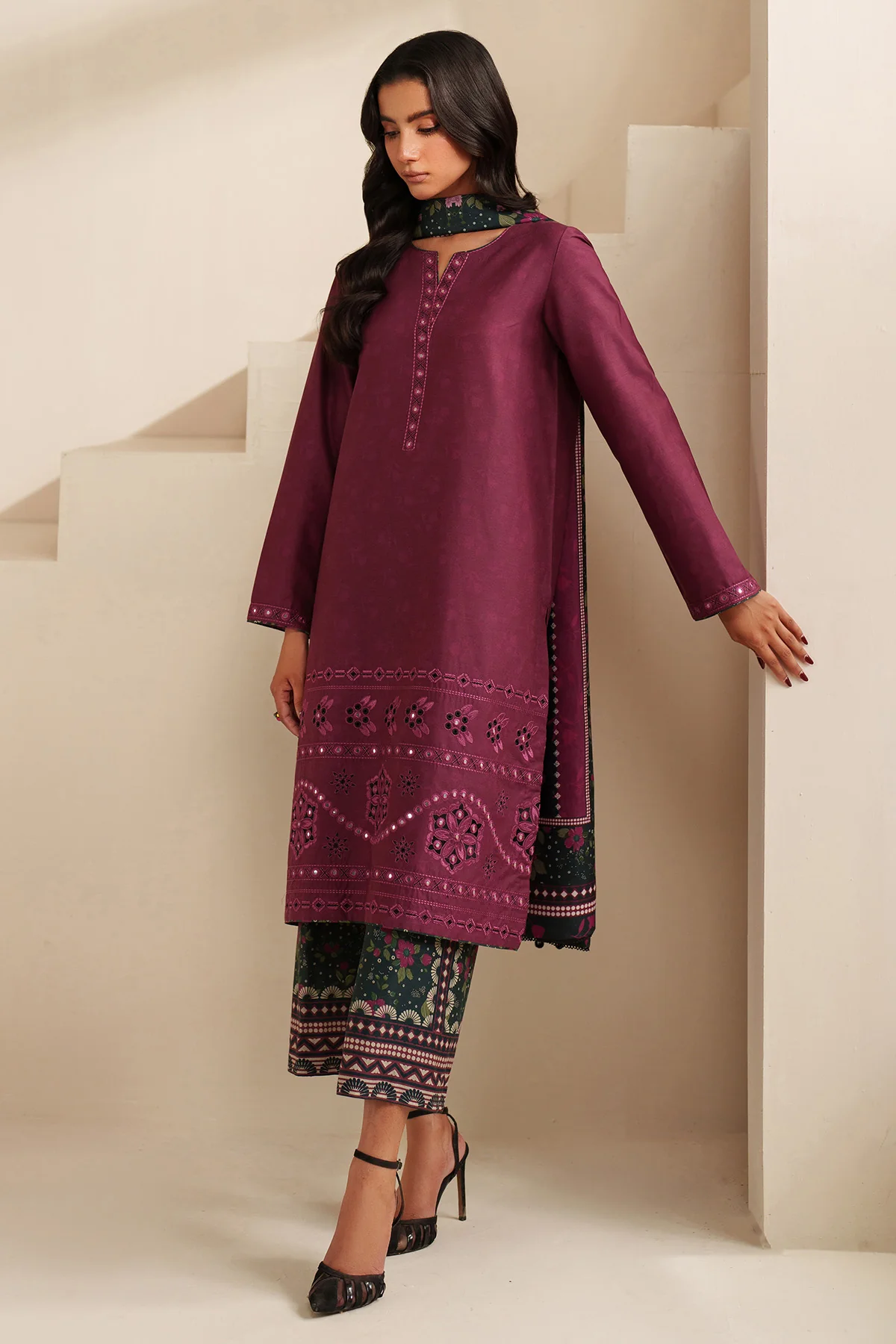 EMBROIDERED PREMIUM VISCOSE UW-0225