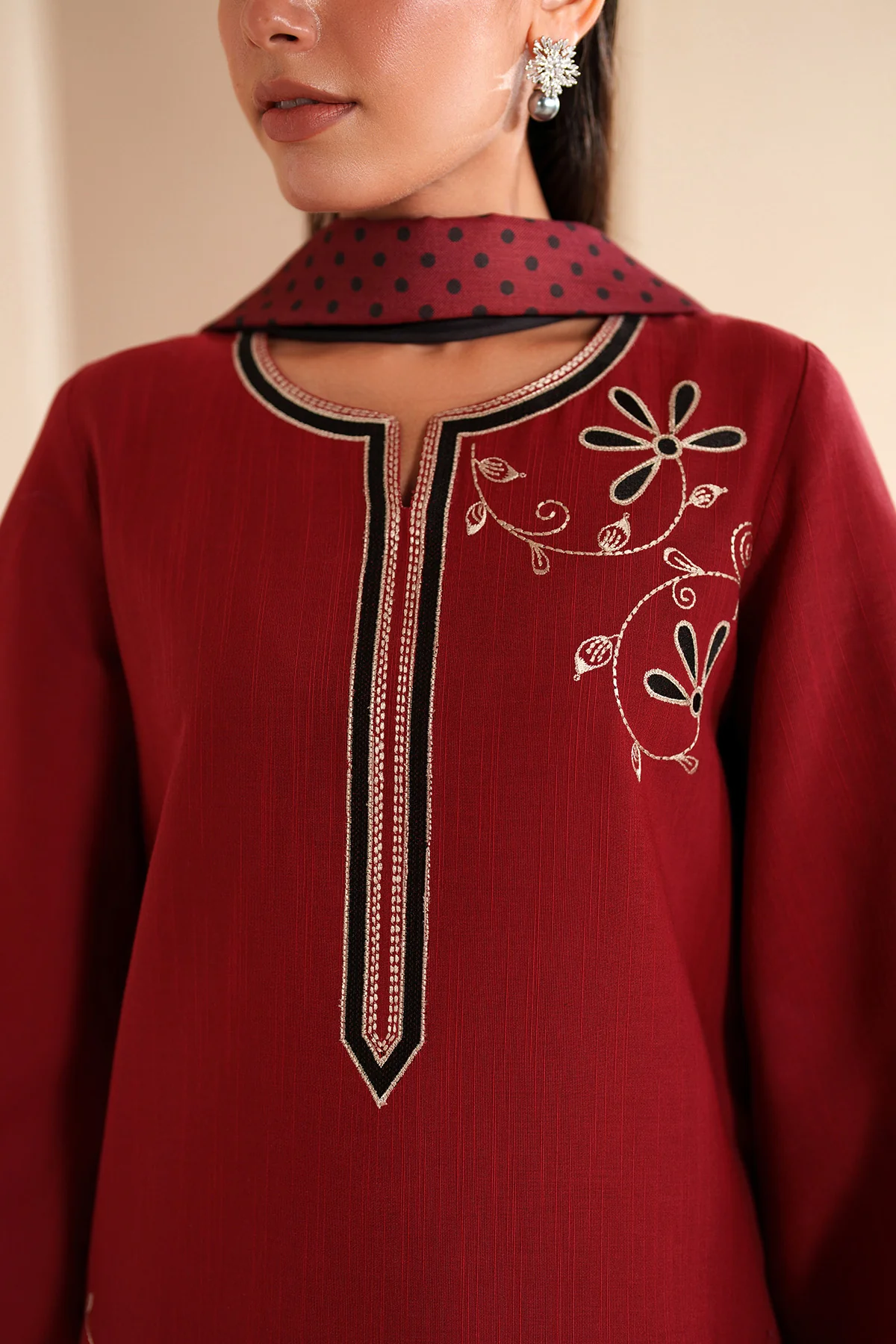 EMBROIDERED KHADDAR UW-0235 6 EMBROIDERED KHADDAR UW-0235