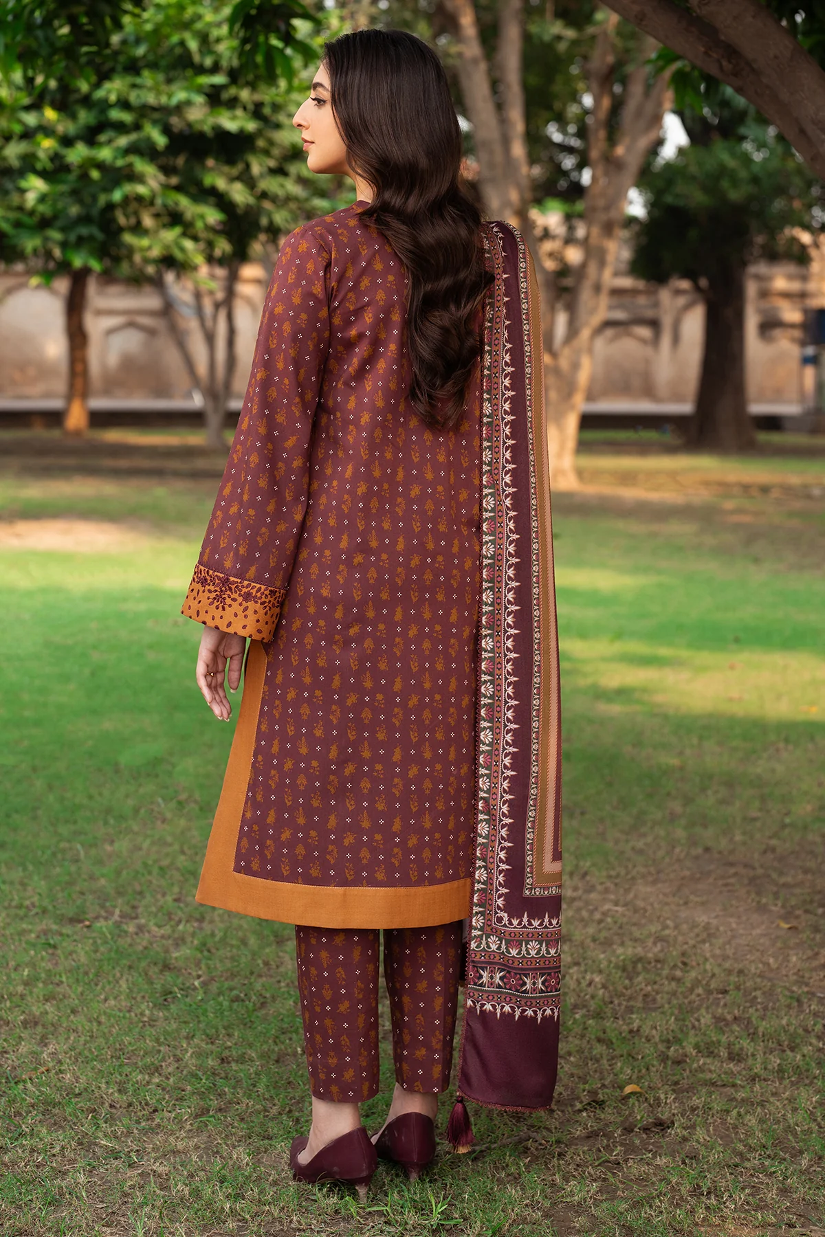 EMBROIDERED PREMIUM VISCOSE UW-0242 5 EMBROIDERED PREMIUM VISCOSE UW-0242