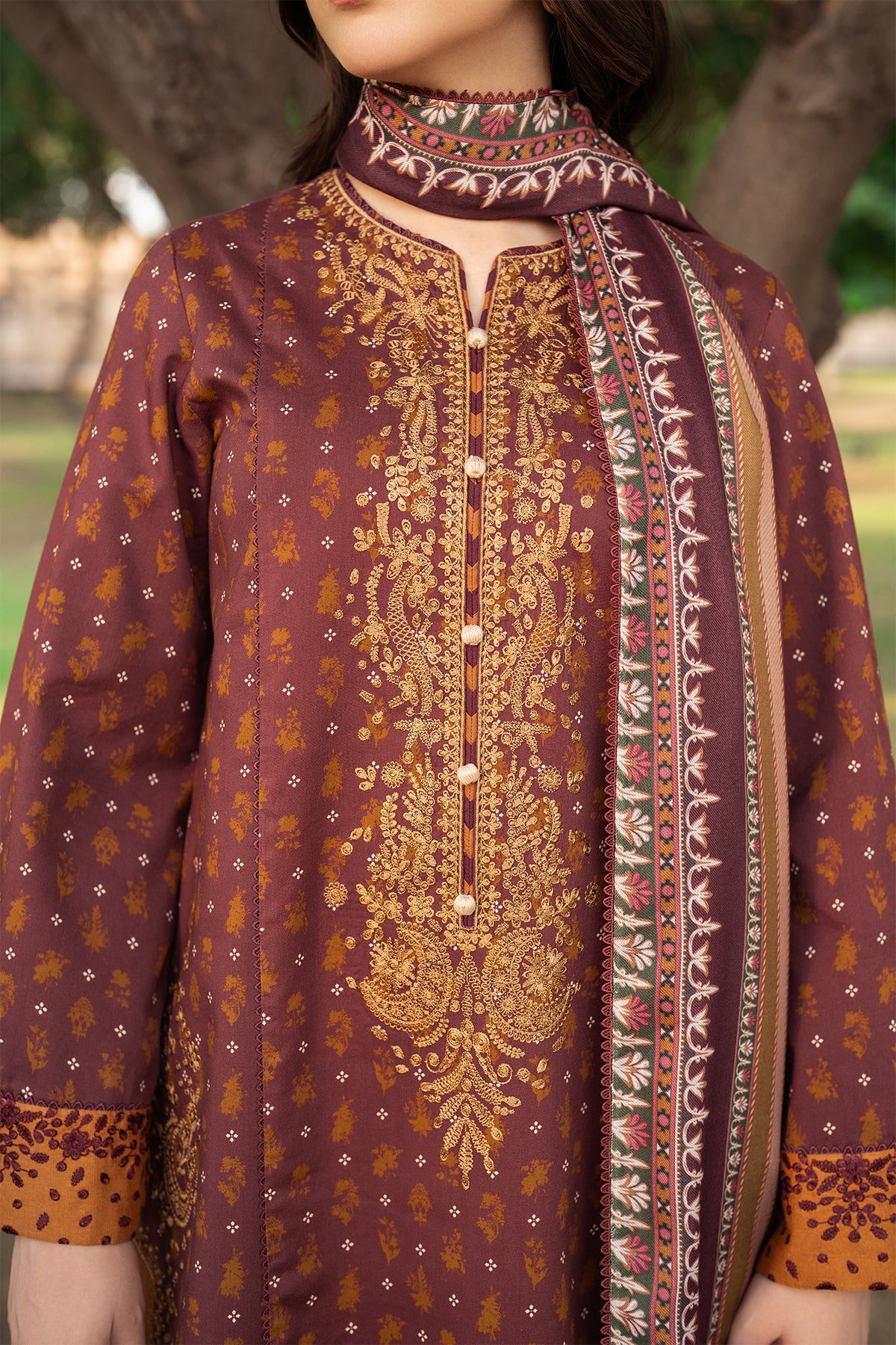 EMBROIDERED PREMIUM VISCOSE UW-0242 7 EMBROIDERED PREMIUM VISCOSE UW-0242