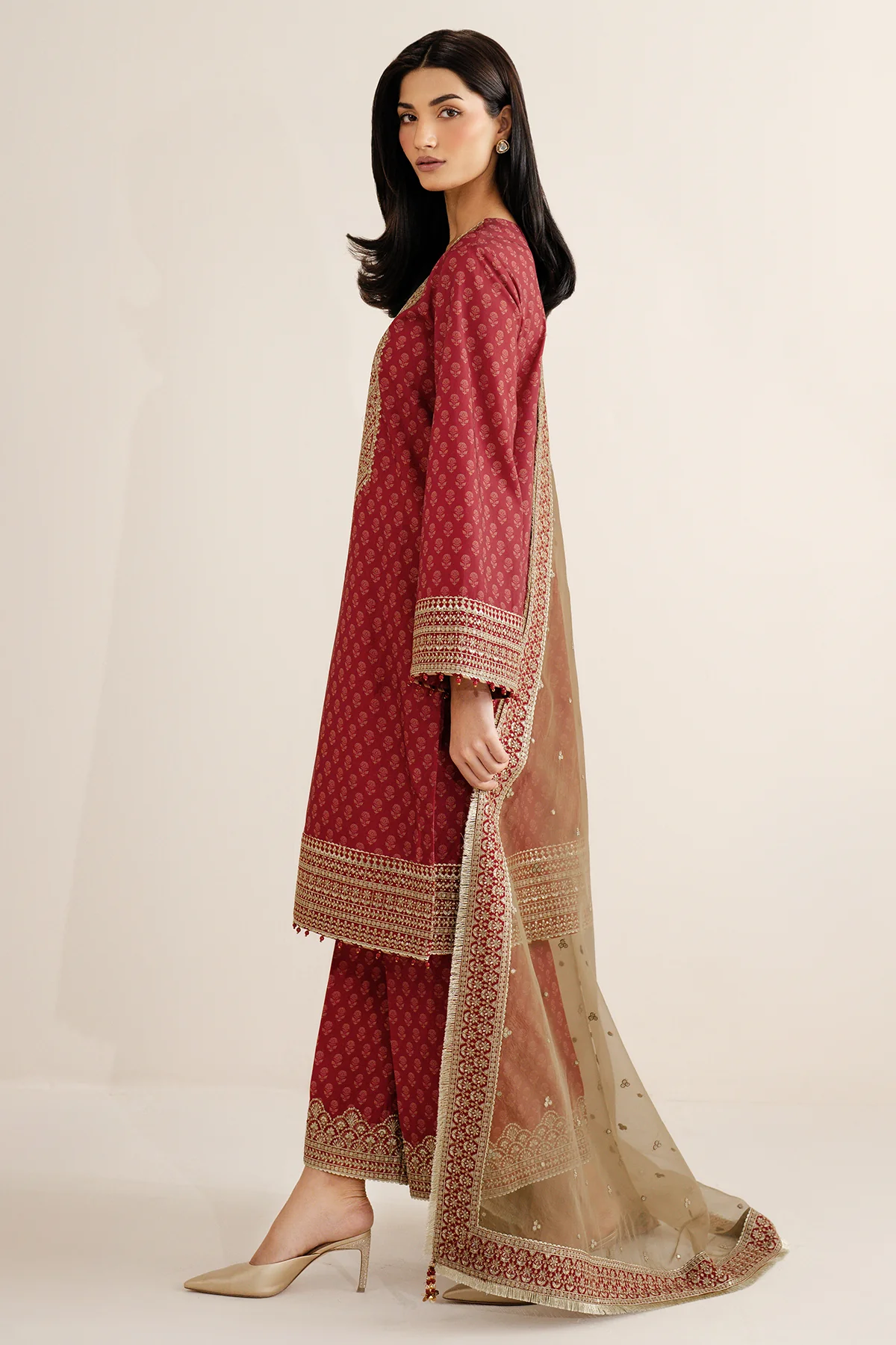 Embroidered Raw Silk UR-7057